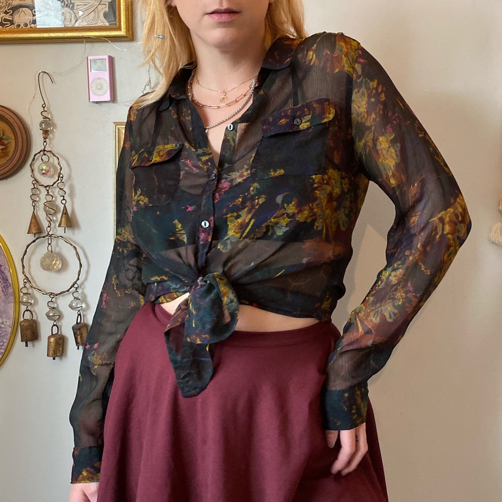 Sheer fall sprinkled top